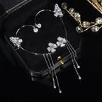 💕Valentinstags Special - 50% Rabatt💕Schlichte Ohrclips mit Schmetterlings- und Blumenmotiv & Quasten – Elegant & bequem. ohne Ohrloch 🌸🦋