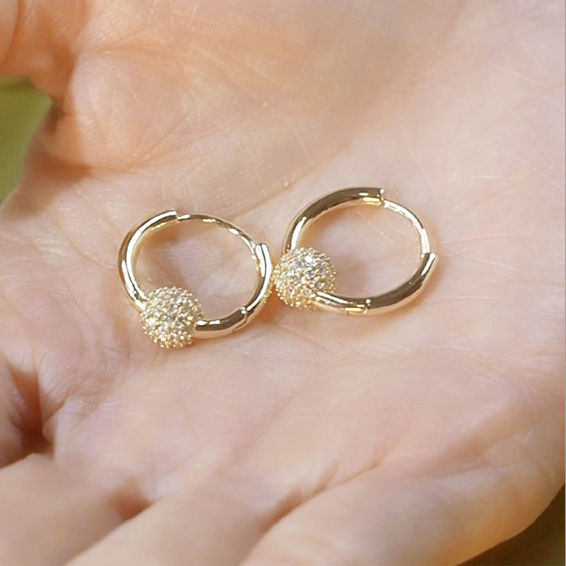 💫 LIMITED-TIME 50% RABATT! 👑 Goldene Kugelohrringe – Zart. Leicht & Zeitlos Elegant ✨