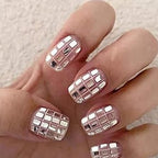 ✨JETZT 50 % RABATT! 🔥12-teiliges quadratisches Glitzer-Nagelkunst-Pailletten-Set🎉