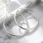 ✨KAUFEN SIE 1. BEKOMMEN SIE 1 GRATIS🔥Diamantgeschliffene Creolen für Damen👑