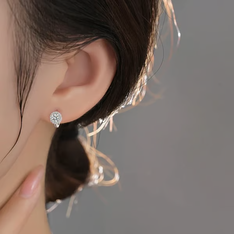 🔥Solange der Vorrat reicht 40 % Rabatt!🎉Brilliant Faux Moissanite Hoop Earrings for Women