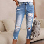 🔥Solange der Vorrat reicht 40 % Rabatt!🎉Damen-Jeans mit Used-Optik. Rissen und rohem Saum