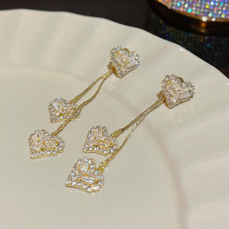 🎉【50 % Rabatt auf die neue Kollektion 2026】-Ohrringe mit langer Kette – romantisch & zeitlos❤️✨